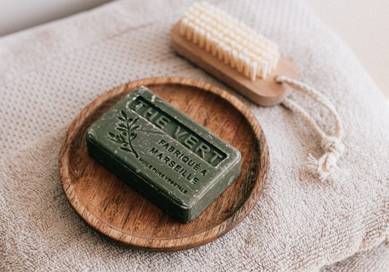 It is eco-friendly, safe for the scalp and lasts for 50 washes. Find out more about the shampoo bar