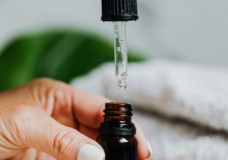 Why should you use a face serum? Check out what you need to know about this product