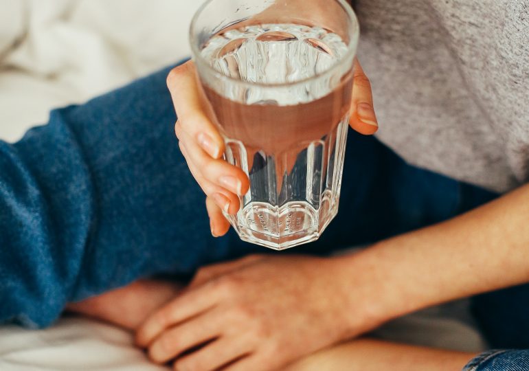 5 signals your body sends when it's getting too little water