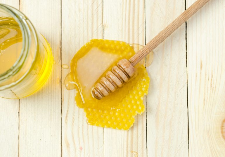 Manuka honey. What good for our skin is hidden under this name?
