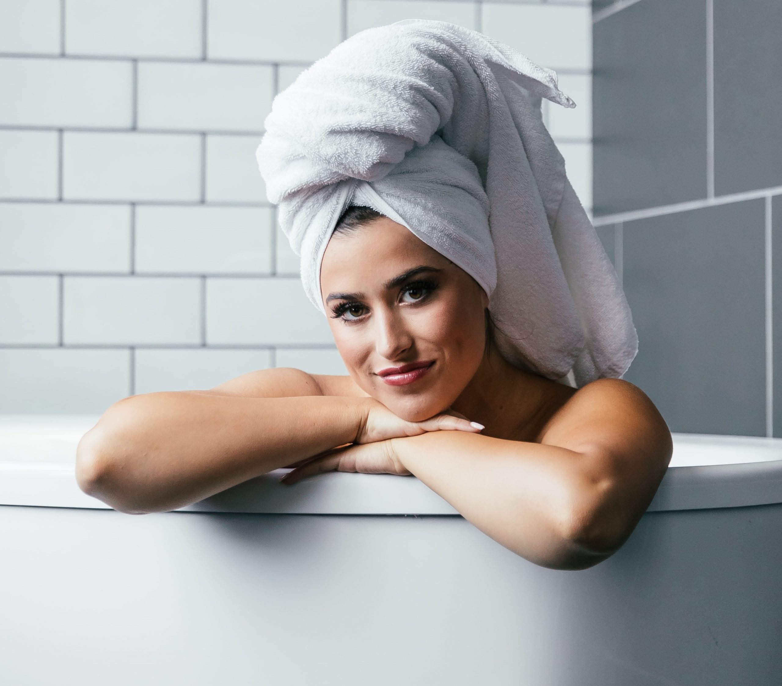 Acidifying shampoo – do you know what this cosmetic is and why you should use it?