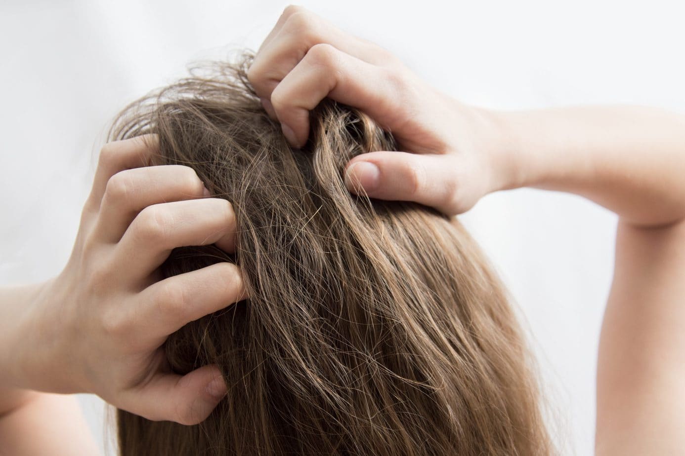 An itchy scalp – what could cause it and how do I combat the problem?