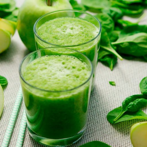 Does a juice diet do more harm than good? Check out
